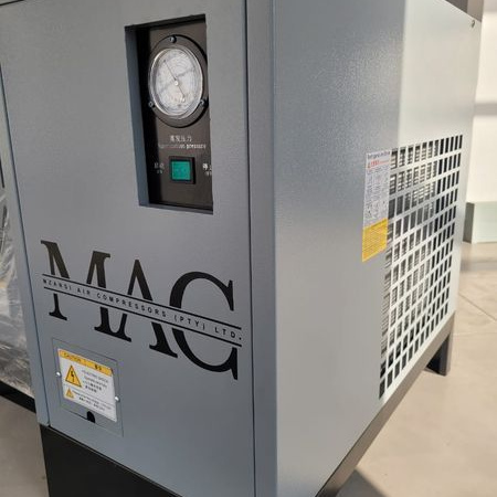 AD-10 Refrigerated air dryer.